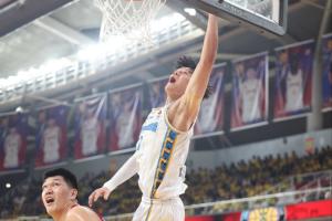 九游体育APP-媒体人：首钢昨日就刘传兴造成曾凡博重伤的判罚向篮协提起申诉