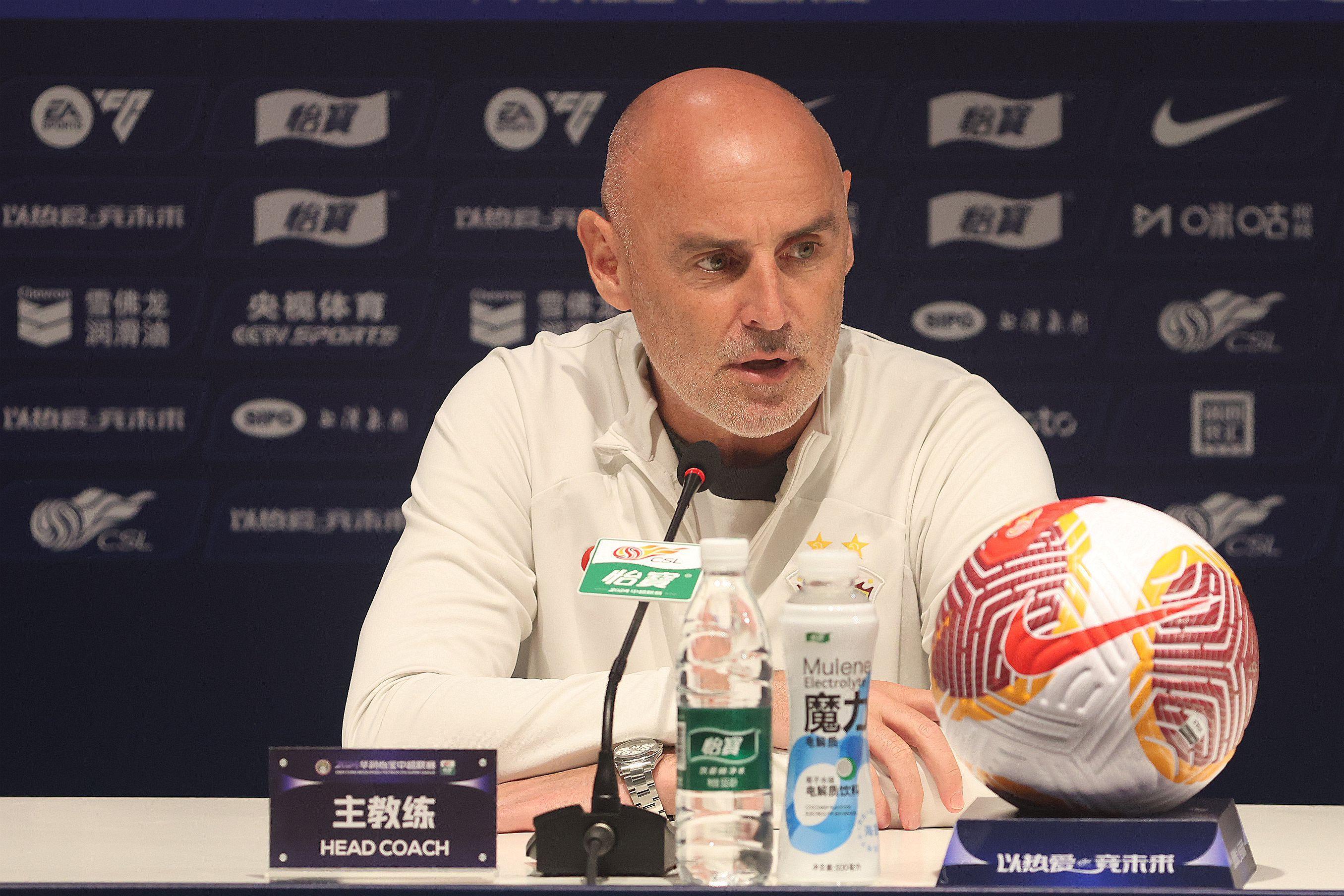 九游体育官网-记者评海港惨败：30分钟后就已没悬念 球队配置欠合理&amp;amp;实力欠火候